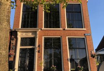 B&B Diepzicht allows 18 year olds to book a room