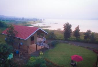 Lake View Holiday Villa Near Sula Wine Yard With 3 BdRms allows 18 year olds to book a room