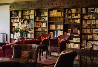 Tateshina Shinyu Onsen allows 18 year olds to book a room