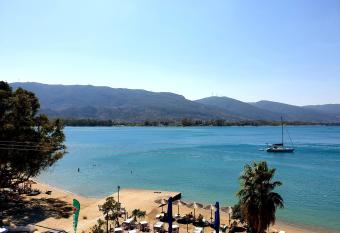 Hotel Pavlou has Balcony rooms