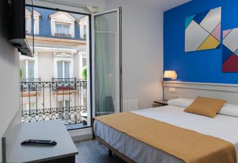 Hotel Hito allows 18 year olds to book a room