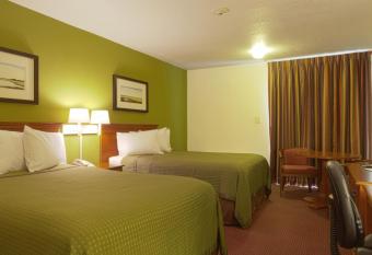 Marina Inn & Suites Chalmette~New Orleans has Smoking rooms