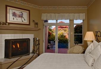 Canyon Villa Bed & Breakfast Inn Of Sedona has Balcony rooms