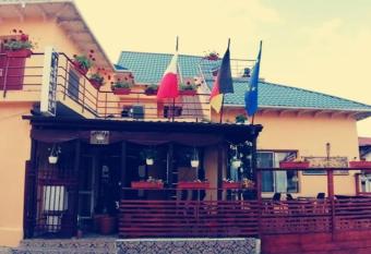 Pensiunea Pelican has Balcony rooms