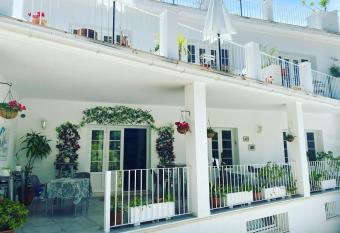 El nido del Chorro has Balcony rooms