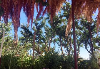 Little sweet house has Balcony rooms