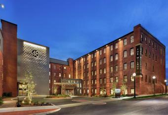 The Wilbur Lititz, Tapestry Collection By Hilton has Balcony rooms