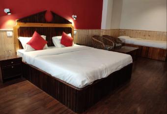 Hotel Madhuban Shimla has Smoking rooms