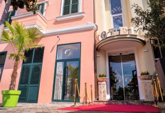 Hotel Boka has Balcony rooms