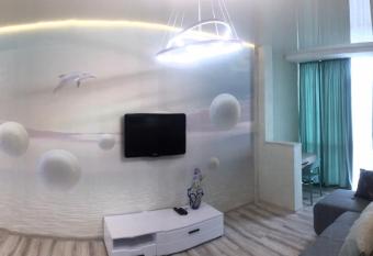 NEW ARKADIA APARTMENT allows 18 year olds to book a room