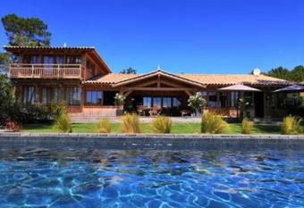 La Maison Moutchic allows 18 year olds to book a room