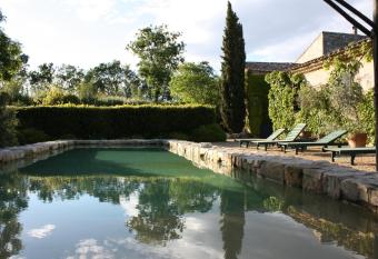 Maison d H  tes Mas de Barbut has Balcony rooms