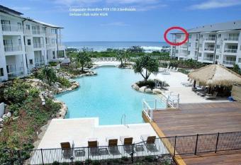 Resort Rooms at Gunnamatta Ave has Balcony rooms