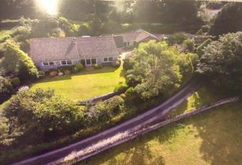 The Willows allows 18 year olds to book a room