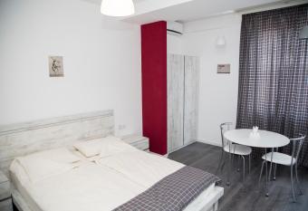 Park Apartments by Picnic allows 18 year olds to book a room