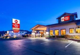 Best Western Plus Silver Saddle Inn has Balcony rooms