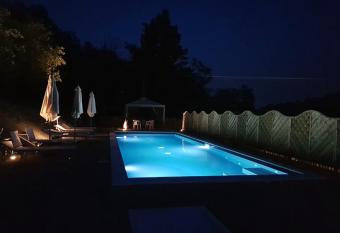 Cascina Ghitin Relais has Balcony rooms