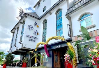 Roppongi Motel - JianHua allows 18 year olds to book a room