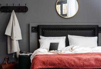 Hotel Filip allows 18 year olds to book a room