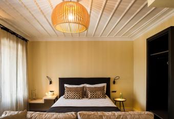 Aethra Boutique Rooms has Balcony rooms