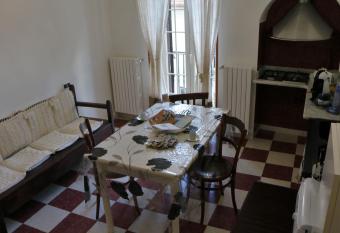 Casa di Emilia has Balcony rooms