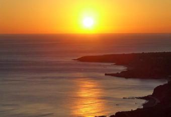 Golden Sun Apartments has Balcony rooms