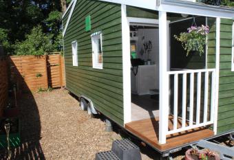 tinyhouse-dangast 2 has Balcony rooms