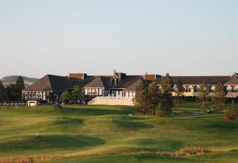 Lone Tree Golf Club And Hotel allows 18 year olds to book a room