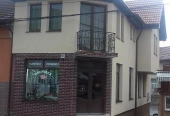 Casa Claudia allows 18 year olds to book a room