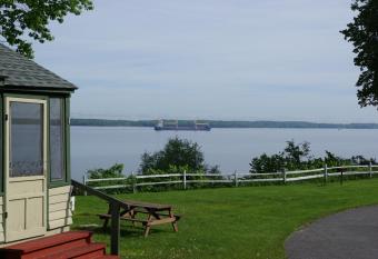 Fair Wind Motel and Cottages allows 18 year olds to book a room