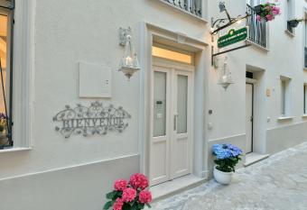 A casa di Nonna Bianca has Balcony rooms