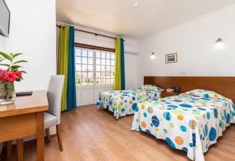 Hotel Azul Praia has Balcony rooms