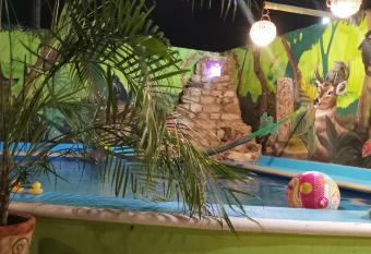 Zayali Bacalar - Guest House allows 18 year olds to book a room