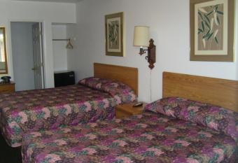 Cascade City Center Motel has Smoking rooms