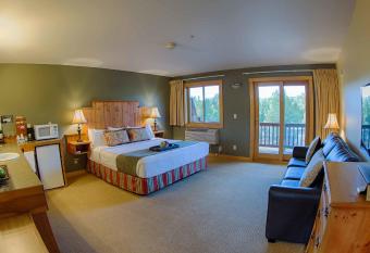 Hotel Rio Vista has Balcony rooms