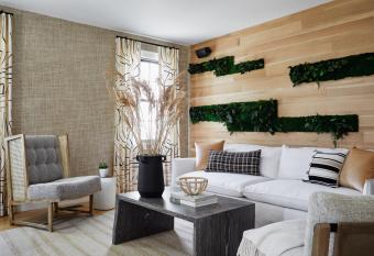 The Edgartown Inn, The Edgartown Collection has Balcony rooms