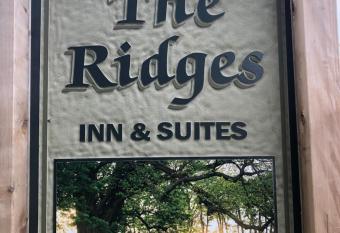Ridges Inn & Suites has Balcony rooms