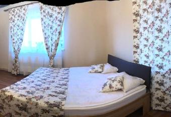 Casa Albert Valea Avrigului has Balcony rooms