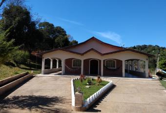 S  tio dos Rodrigues has Balcony rooms