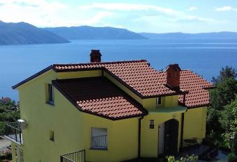 Matea has Balcony rooms