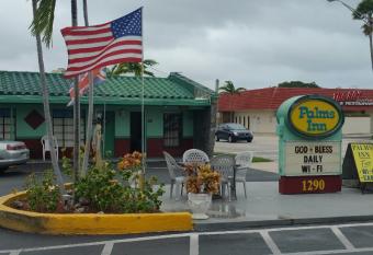 Palms Inn has Smoking rooms