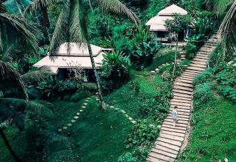 Galalima Glamping allows 18 year olds to book a room