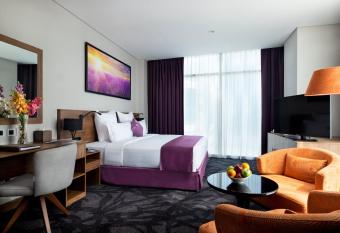 Park Regis Business Bay allows 18 year olds to book a room