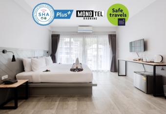 Monotel Aonang has Balcony rooms