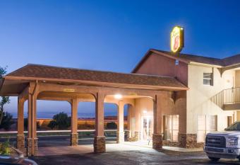 Super 8 by Wyndham Big Spring TX has Smoking rooms