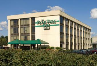 Pear Tree Inn Terre Haute allows 18 year olds to book a room