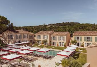 Hotel Lou Pinet allows 18 year olds to book a room