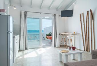 Greco Mare has Balcony rooms