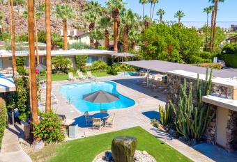 Desert Hills has Balcony rooms