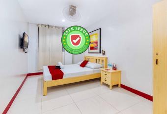 RedDoorz near Cebu Metropolitan Cathedral allows 18 year olds to book a room